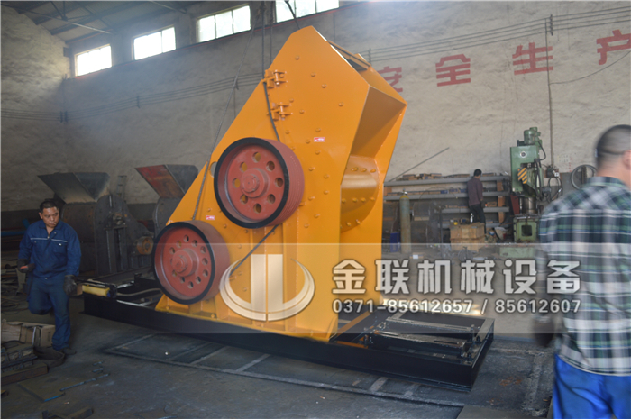 哪個(gè)廠家煤矸石粉碎機(jī)價(jià)格低，多少錢(qián)一臺(tái)？