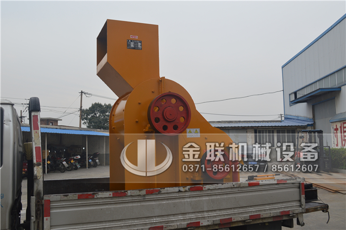 時產(chǎn)50噸煤泥粉碎機多少錢一臺，哪個型號合適使用？