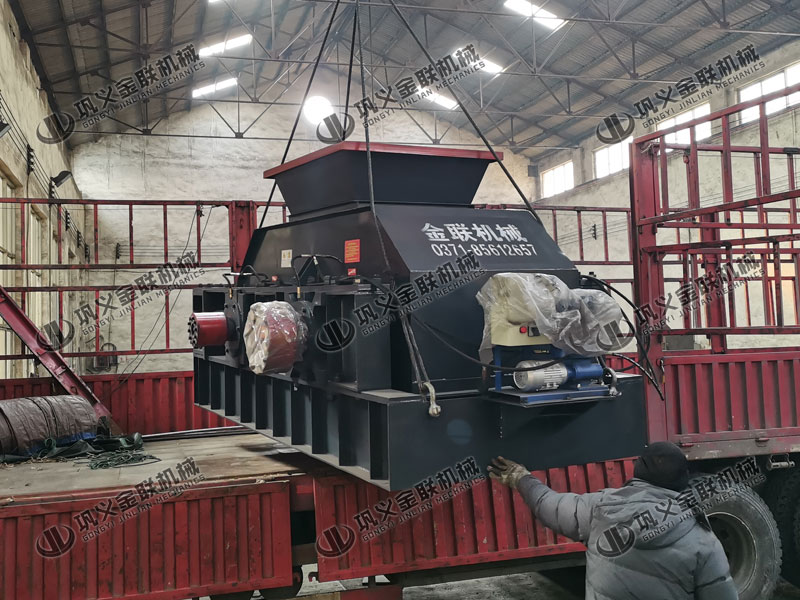 小型對輥破碎機(jī)的優(yōu)勢有哪些,都有哪些適用范圍？