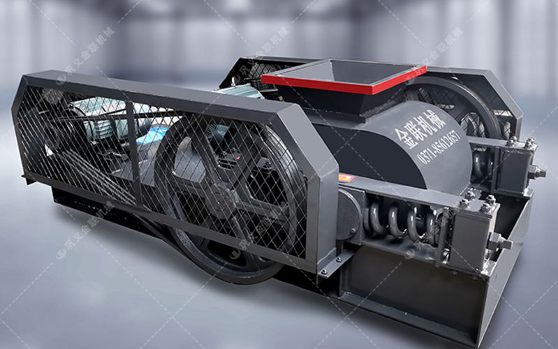 狼牙式雙齒輥破碎機(jī)出料粒度好，產(chǎn)量大