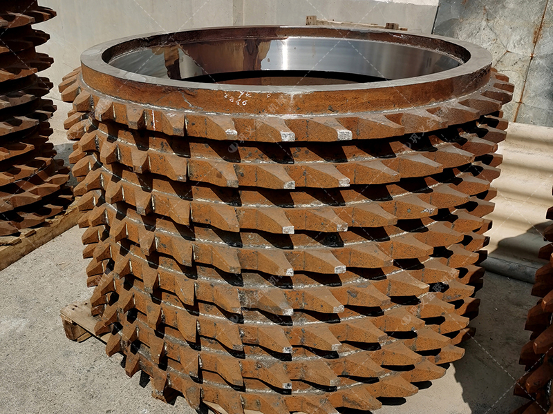 煤矸石用狼牙破碎機破碎怎么樣？