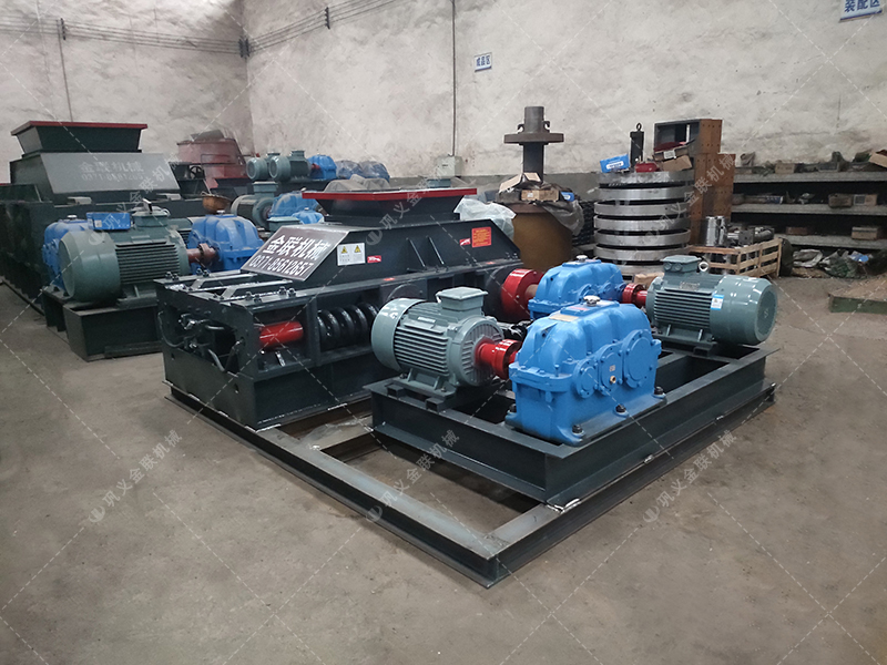 800x600型直連式對輥破碎機(jī)發(fā)往重慶 800x600型直連式對輥破碎機(jī)發(fā)往重慶