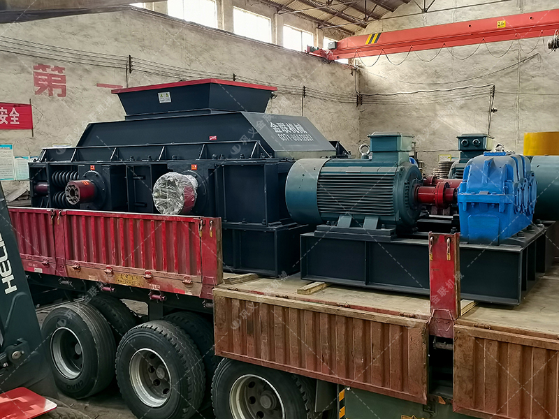 1500x1000型對(duì)輥制砂機(jī) 大型制砂機(jī)發(fā)往內(nèi)蒙古 1500x1000型對(duì)輥制砂機(jī) 大型制砂機(jī)發(fā)往內(nèi)蒙古