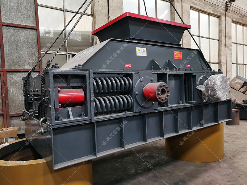 1200x800型制砂設(shè)備 大型對輥制砂機發(fā)貨圖片 1200x800型制砂設(shè)備 大型對輥制砂機發(fā)貨圖片