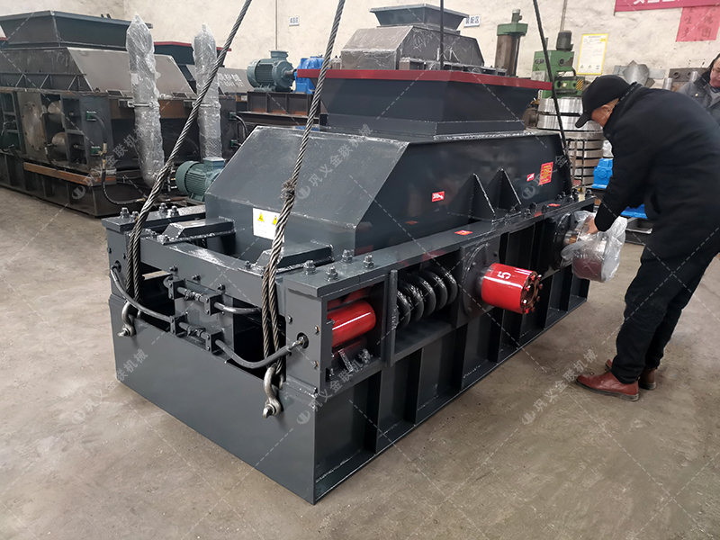 直聯(lián)式2PG0806對輥破碎制砂機發(fā)貨圖片 直聯(lián)式2PG0806對輥破碎制砂機發(fā)貨圖片