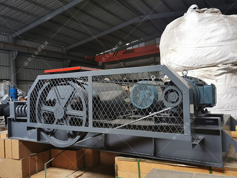 2pgc小型雙齒輥破碎機發(fā)貨圖片_發(fā)往四川攀枝花_粉碎焦炭 2pgc小型雙齒輥破碎機發(fā)貨圖片_發(fā)往四川攀枝花_粉碎焦炭