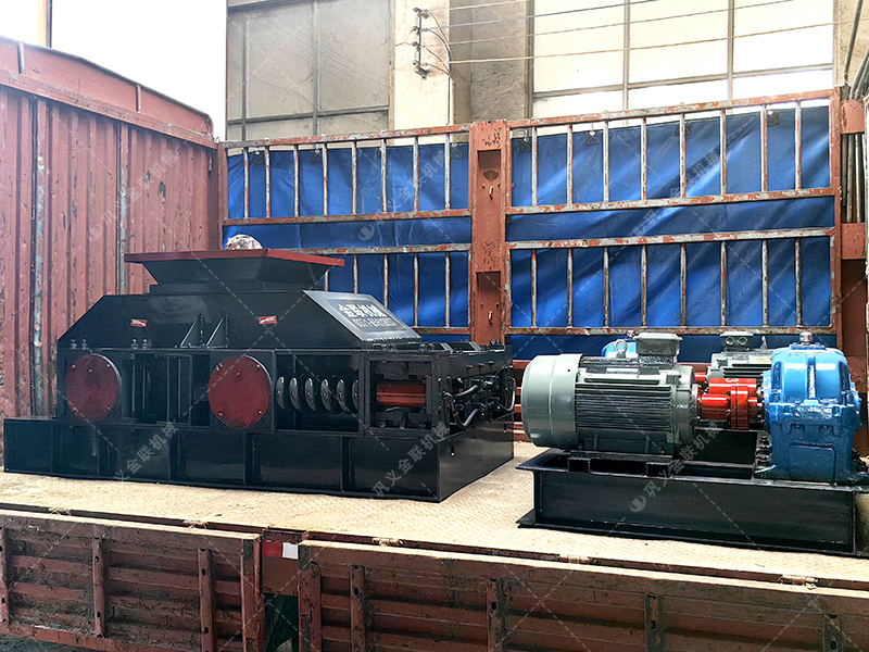 2PG800X600中型對輥破碎機發(fā)貨圖片_發(fā)往四川瀘州_破碎瓜子石 2PG800X600中型對輥破碎機發(fā)貨圖片_發(fā)往四川瀘州_破碎瓜子石