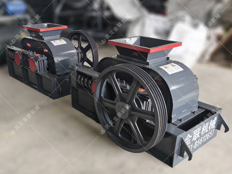 2pg400X250小型對(duì)輥破碎機(jī)發(fā)貨圖片_發(fā)往湖南長沙_破碎石英沙 2pg400X250小型對(duì)輥破碎機(jī)發(fā)貨圖片_發(fā)往湖南長沙_破碎石英沙