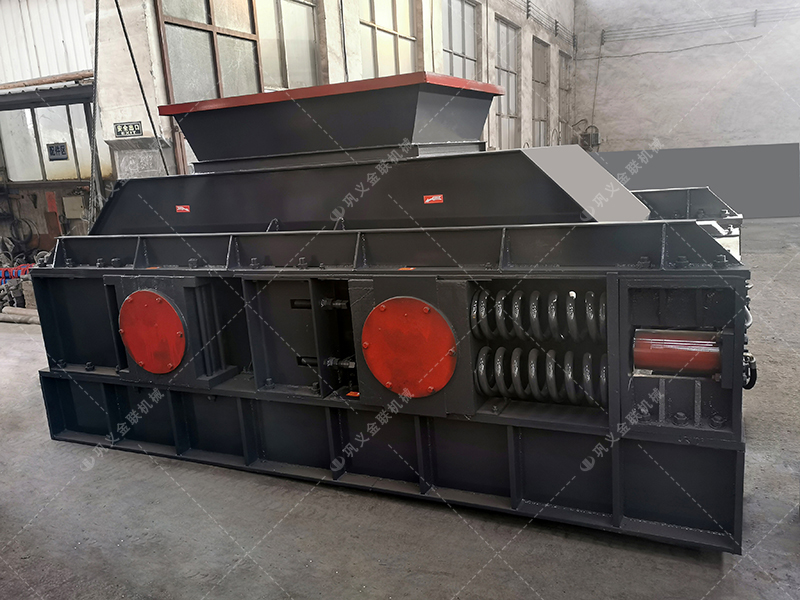 2PG1508大型對輥破碎機發(fā)貨圖片_發(fā)往廣東清遠(yuǎn)_破碎石英砂