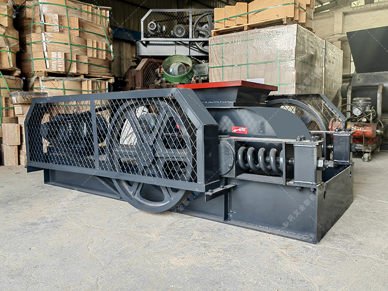 2pg400X250小型對輥破碎機(jī)發(fā)貨圖片_發(fā)往江蘇連云港_破水渣 2pg400X250小型對輥破碎機(jī)發(fā)貨圖片_發(fā)往江蘇連云港_破水渣