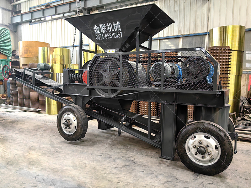 610X400對輥破碎機(jī)發(fā)貨圖片_發(fā)往甘肅蘭州_破碎金礦石 610X400對輥破碎機(jī)發(fā)貨圖片_發(fā)往甘肅蘭州_破碎金礦石