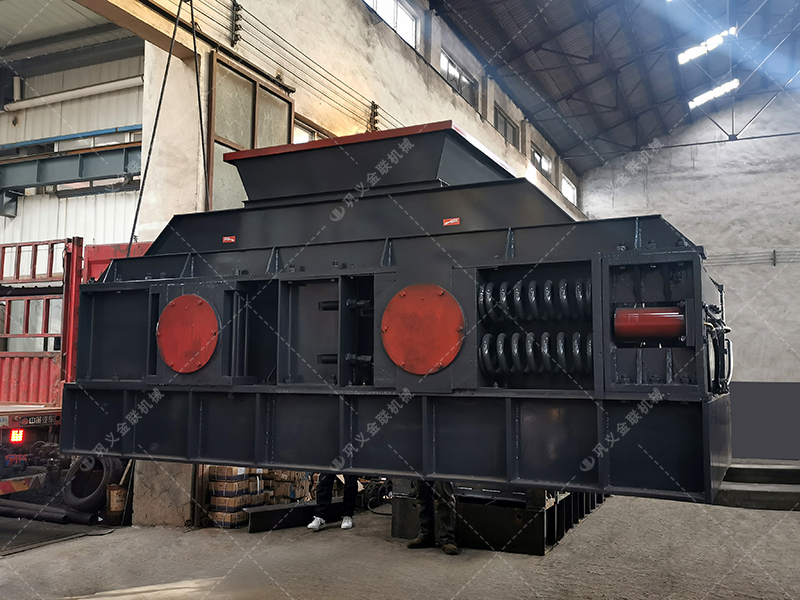 青石可以制砂嗎？時產(chǎn)150噸青石用什么型號打砂機？